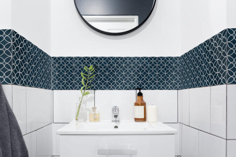 Fliesenaufkleber für Bad und Küche - Lebensblume Vintage Look – Bild 2