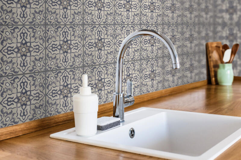 Fliesenaufkleber für Küche und Badezimmer - Portugiesisch Ornamente Zementoptik – Bild 2