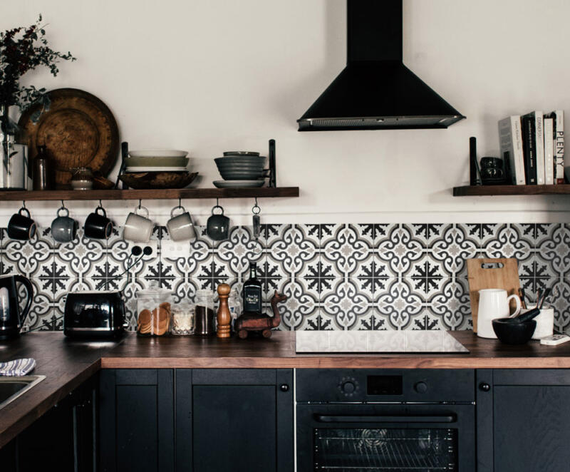 Fliesenaufkleber für Küche und Badezimmer - Floral Klassik – Bild 3